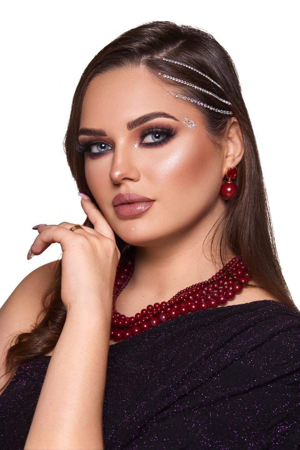 Profile photo of Val