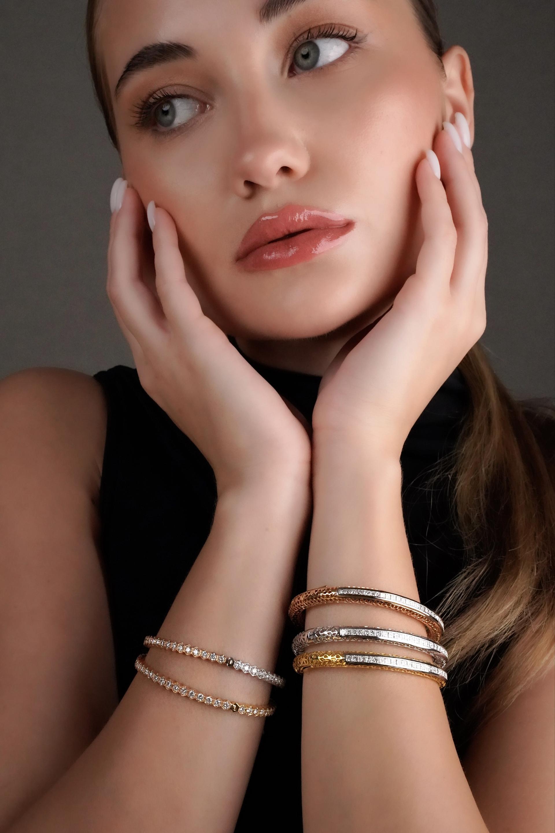 Profile photo of Yan